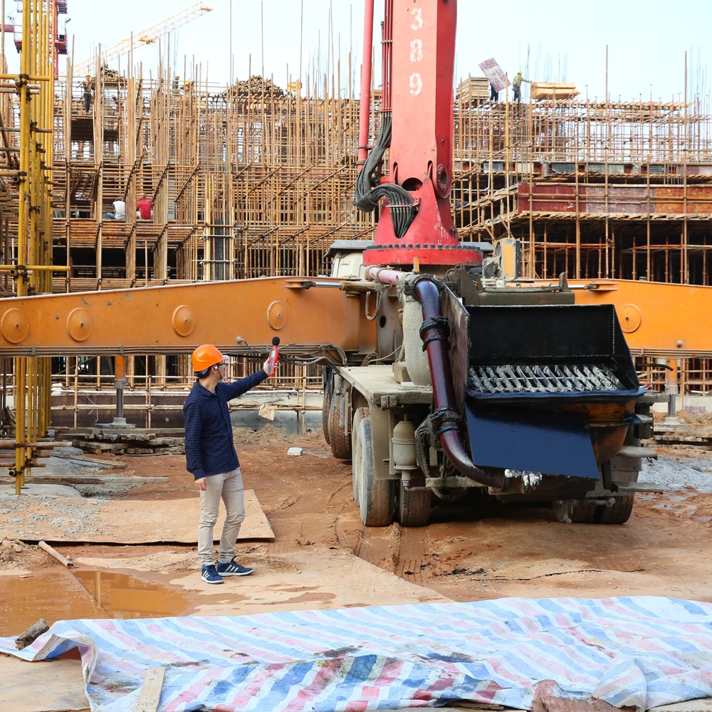 UNI-T UT351 шумомер цифровой измеритель уровня звука 30-130 дБ децибел регистратор