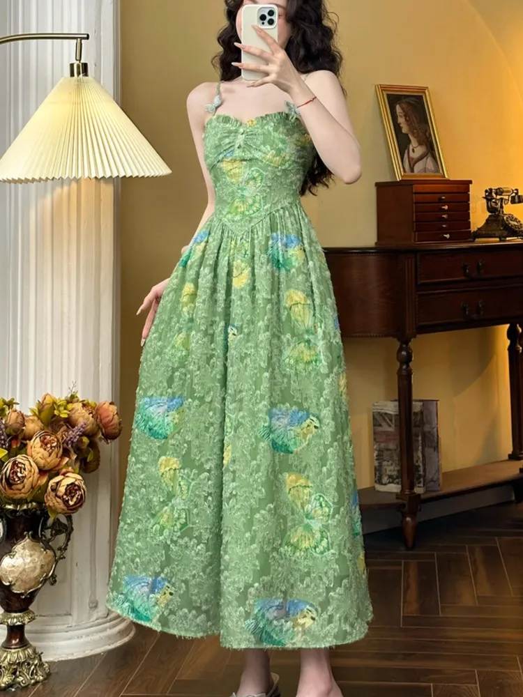 Женское платье-миди на бретелях-спагетти с цветочным принтом