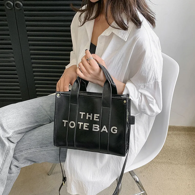 Leather Casual Tote Bags for Women 2023 New Luxury Designer Handbag Fashion High Quality Shiny Letter Large Shoulder Bag Woman