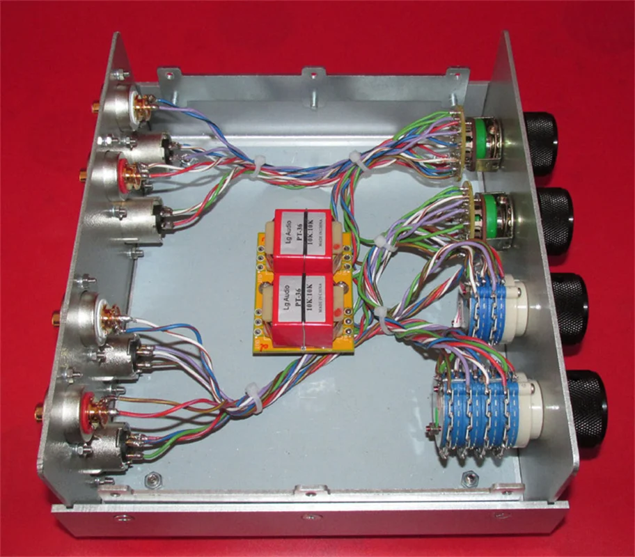 

Wide Frequency Response 10K:10K Signal Transformer Balanced Single-ended Universal Conversion Volume Independent Control