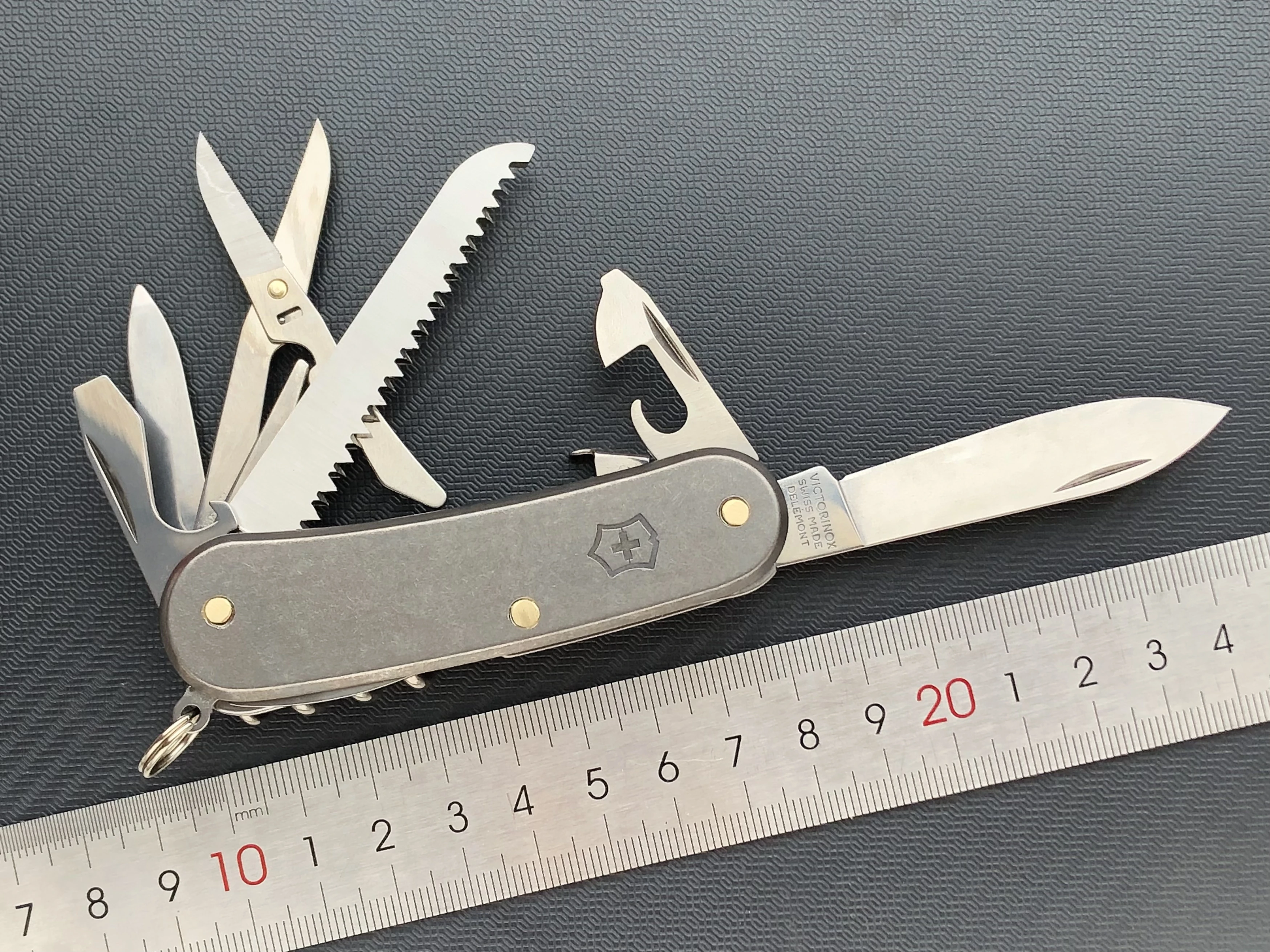 

Custom VICTORINOX 85MM Swiss Army Knife Evolution S17 Tc4 Handle 2.3913.SE