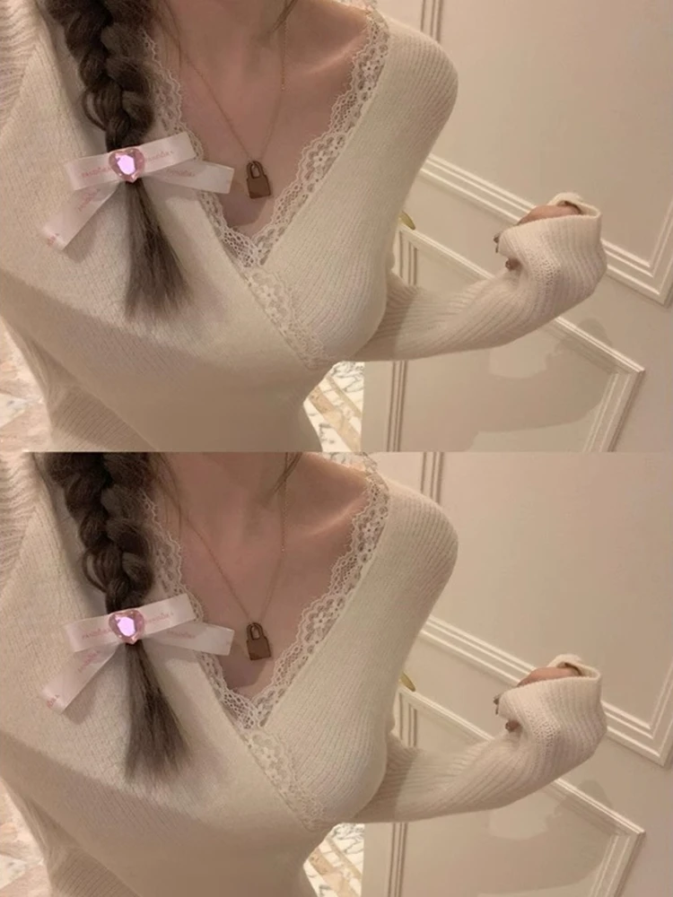 Gentle Atmosphere White V-neck Lace Knitted Bottoming Shirt Women Autumn and Winter Slim fit Sweater Inner wear Graceful Top