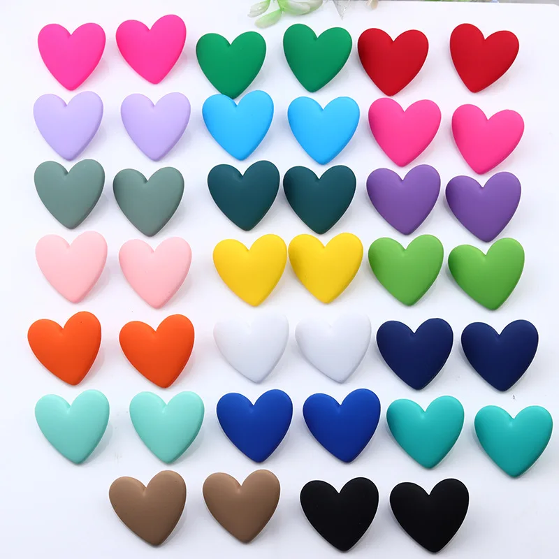 Женские серьги-гвоздики с сердечками, разноцветные корейские серьги карамельных цветов с распылителем Женские серьги-гвоздики с сердечками, разноцветные корейские серьги карамельных цветов с распылителем