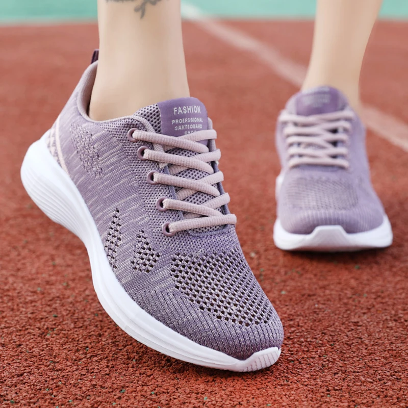 Lightweight Women Casual Shoes Non-slip Female Vulcanized Shoes Outdoor Breathable Women's Casual Sneakers Lace Up Free Shipping