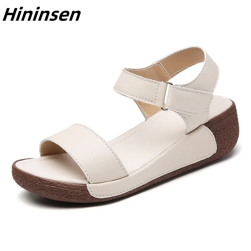 

2023 Summer Comfortable Fashion Muffin Thick Bottom Slope Heel Women's Sandals Back Empty Snap Sandals Large Size Light Sandals