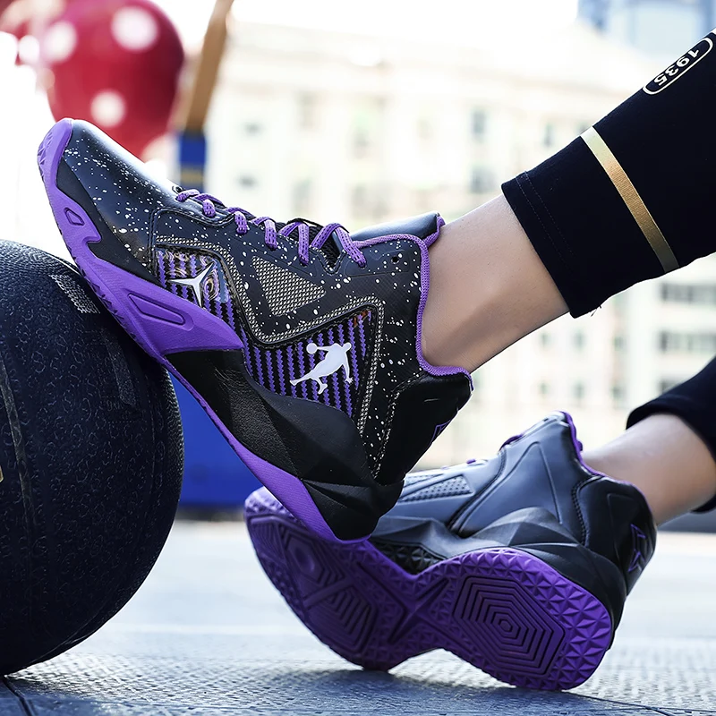 Brand Professional Men's White Red Blue Basketball Shoes Basketball Sneakers Anti-skid High-top Couple Man Basketball Boots