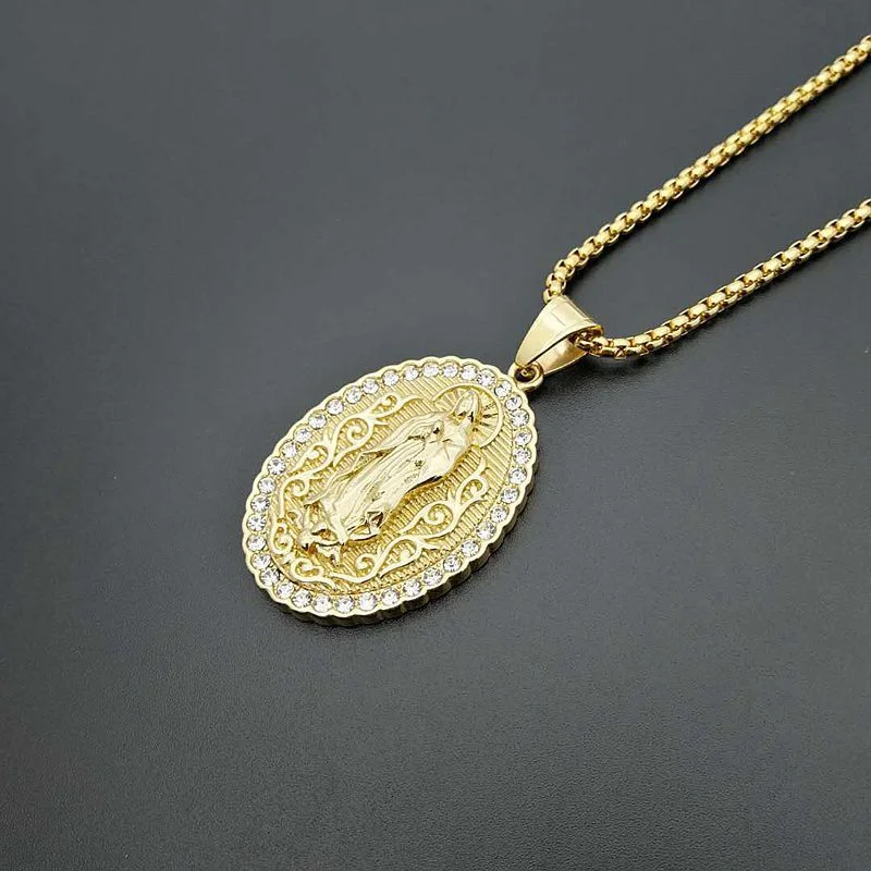 

Модная инкрустированная цирконием овальная подвеска Дева Мария Очаровательная Женская подвеска Модная бижутерия религиозный амулет аксе...