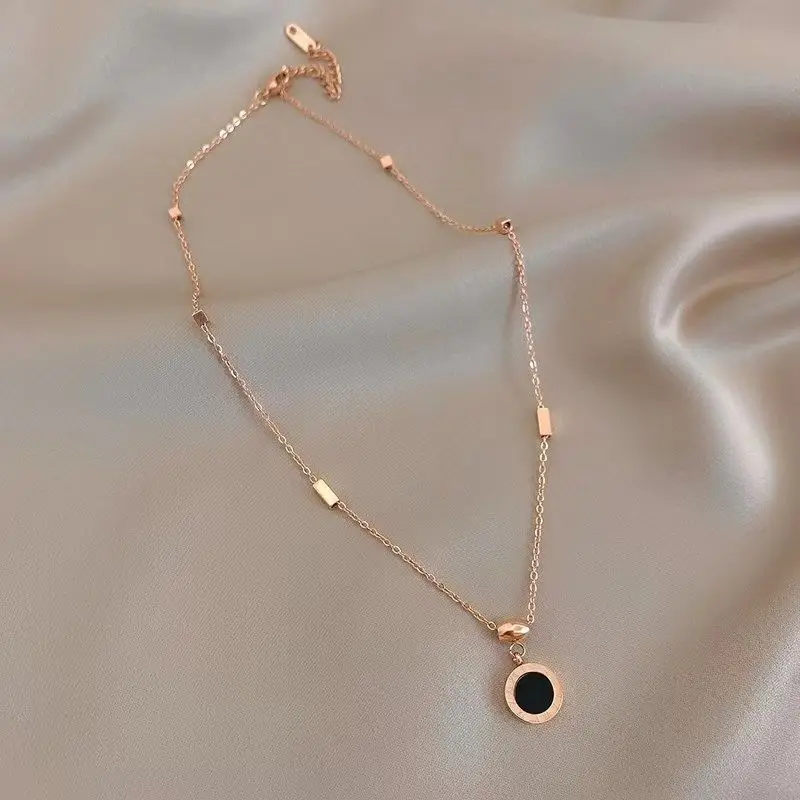 

18K Necklace Women's Light Luxury Rose Gold Roman Numeral Colorless Collar Chain Mesh Red Same Neckchain Outlets Withdrawal