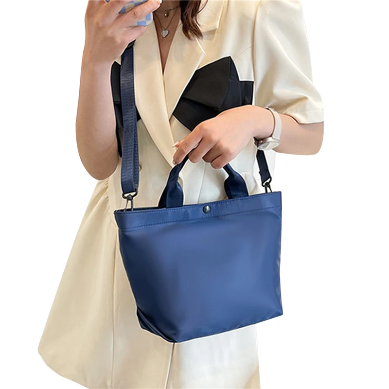 

Новинка 2023, вместительные сумки, женская нейлоновая тканевая сумка на плечо, простые корейские сумки через плечо из искусственной кожи, женские кошельки