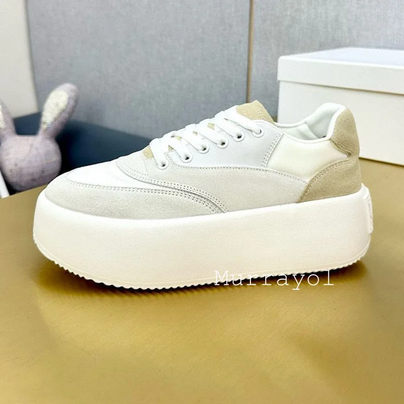 Кроссовки женские на шнуровке повседневная обувь толстой подошве с круглым