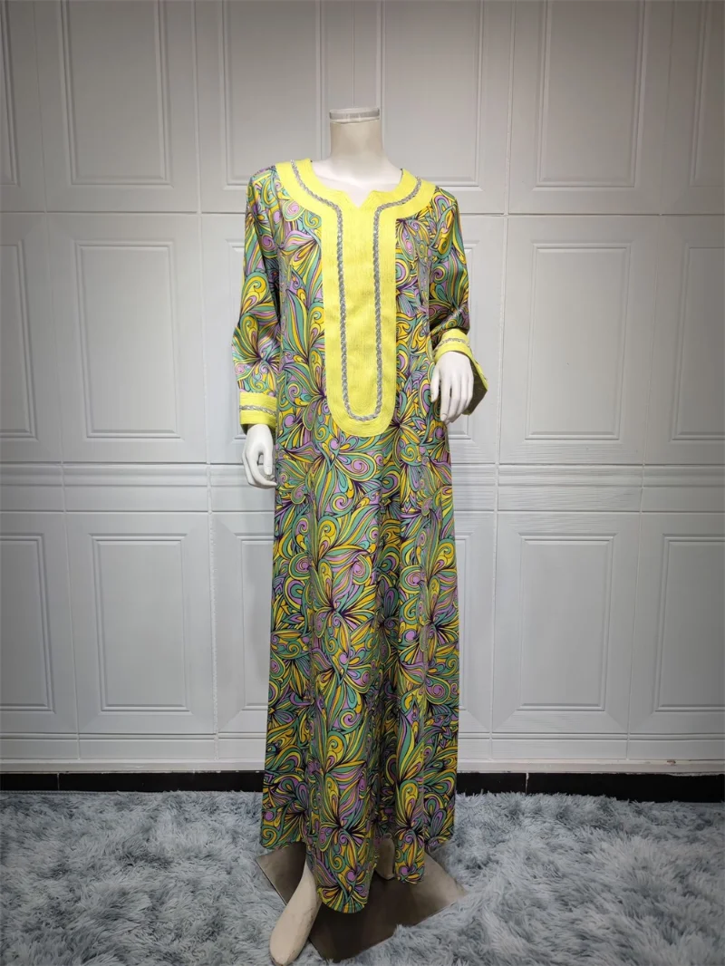Muslim Abaya Dress Dubai Retro Ethnic Floral Print Long Sleeve Dresses V-Neck Diamonds Robe Islamic Ramadan Kaftan