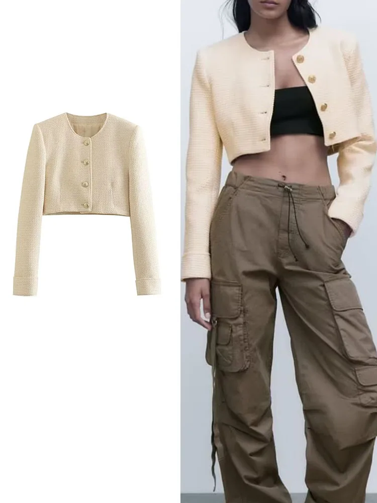 

Куртка женская короткая однотонная с круглым вырезом и длинным рукавом