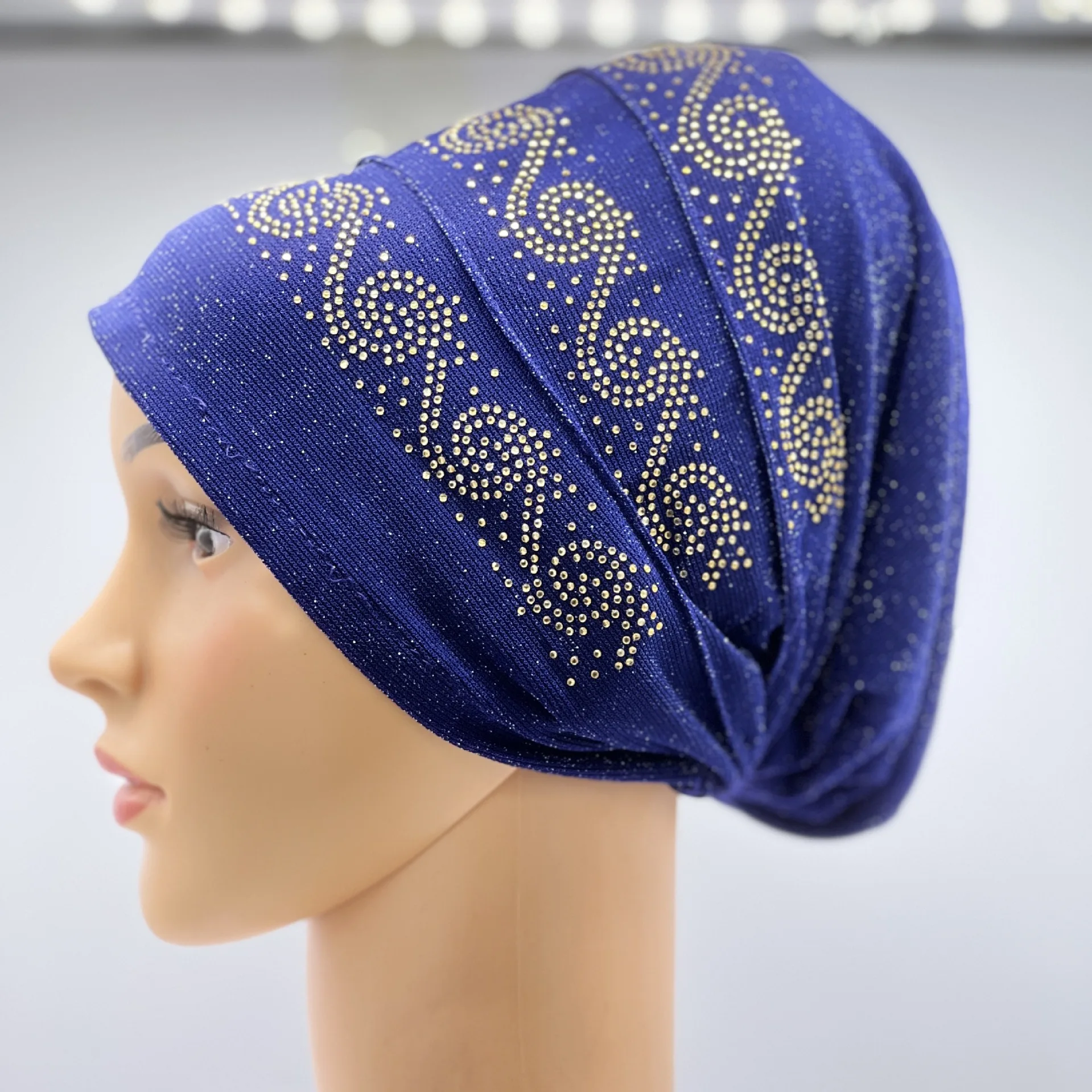 Новая корейская серебряная шелковая нижняя шляпа модная с горячими бриллиантами