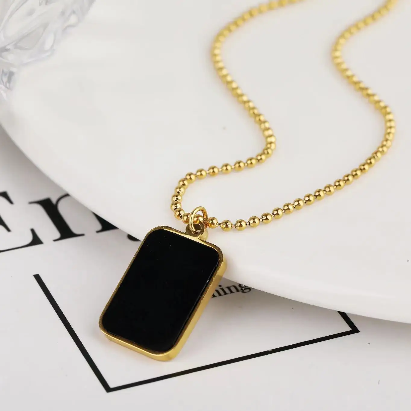 

2023 Fashion New Girls Gift Square Black Double Sided Pendant Allegory Word Ladies Gold Plated Stainless Steel Necklace
