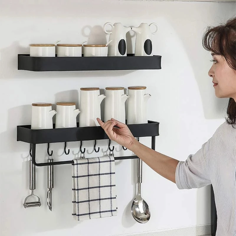 

Kitchen space aluminum perforated wall-mounted spice rack, spice bottle black single-layer simple storage rack