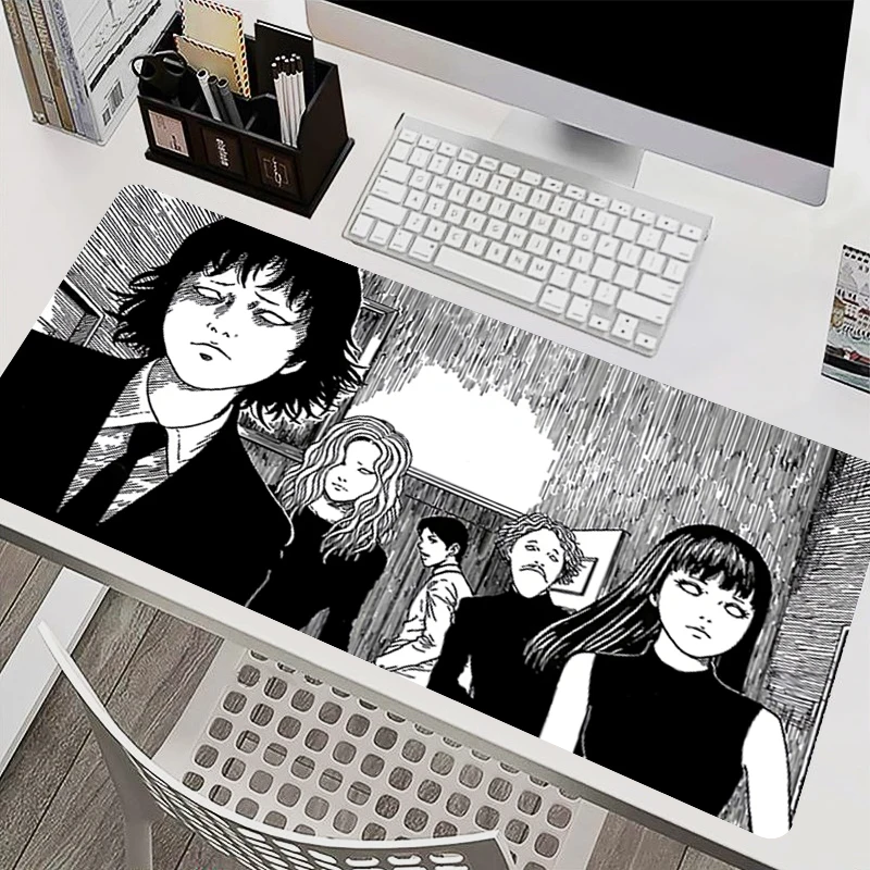 Фото Коврик для мыши J-junji Ito, черный, для офиса, ноутбука, ПК, геймеров, для клавиатуры, аниме-дизайн, нескользящий, увеличенный, для игрового компьютерного стола №4