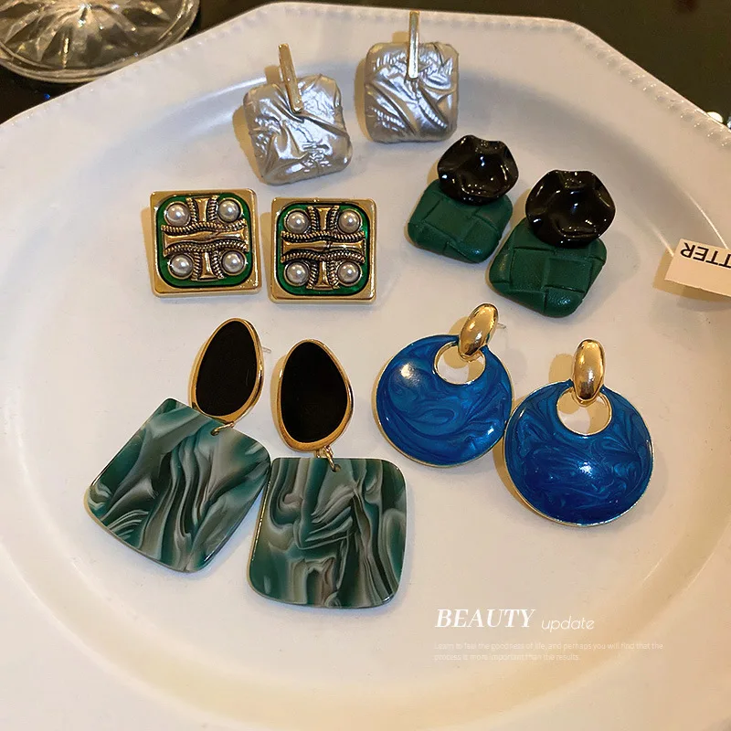 

Silver Needle Green Acrylic Earrings Pearl Cross Square Personalized Design Sense Fashion Vintage