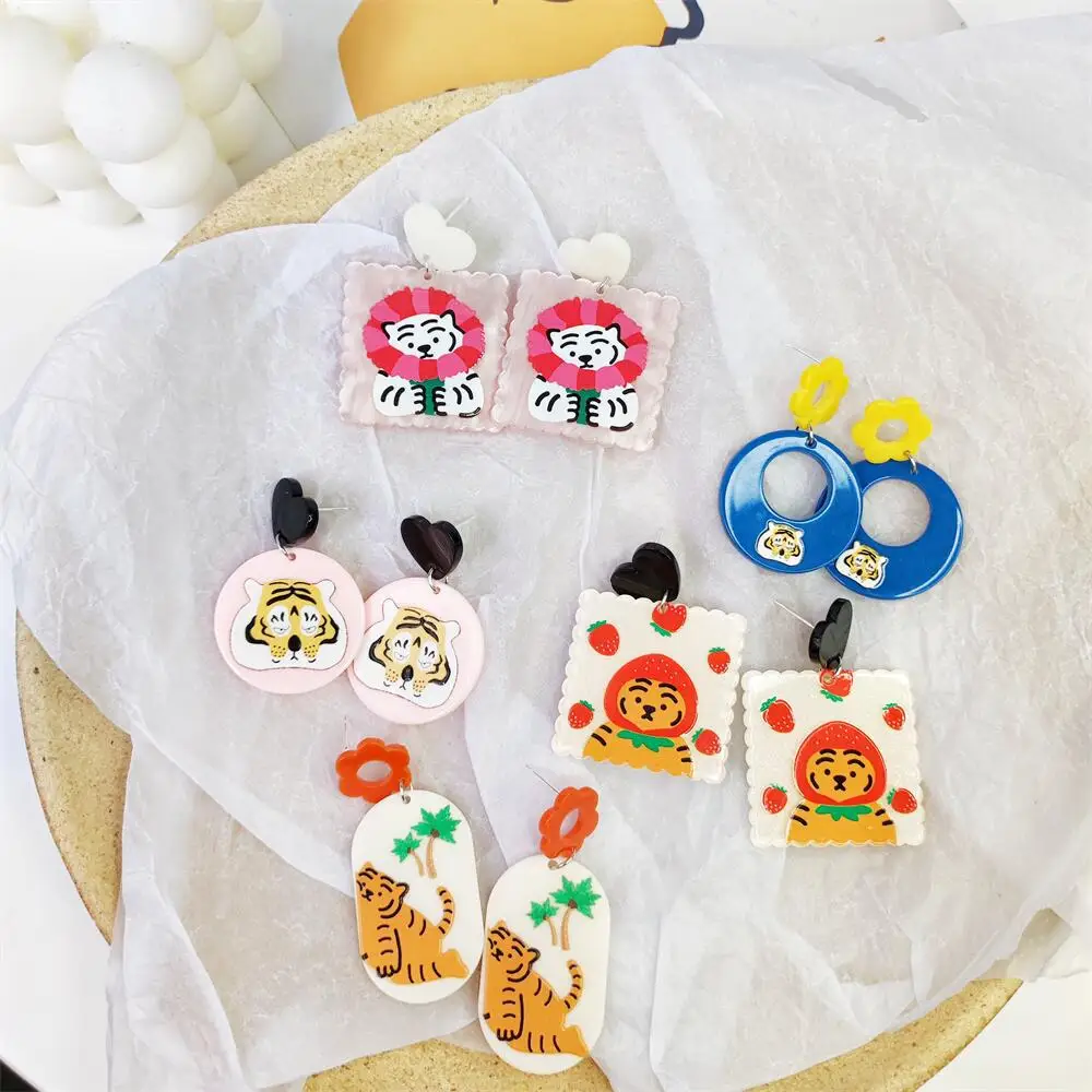 

Acrylic Colorful Tiger Printed Earrings Stud Earrings Women Design