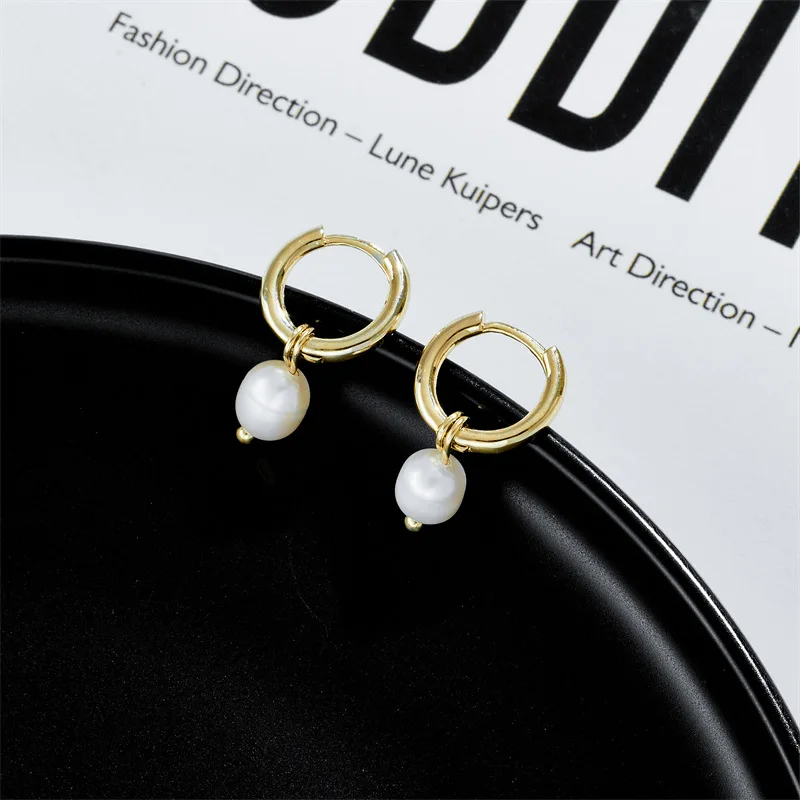 

Fashion Minimalist Natural Pearls Dangle Earrings Korea Simple Elegant Metal Earrings for Women Jewelry Gift