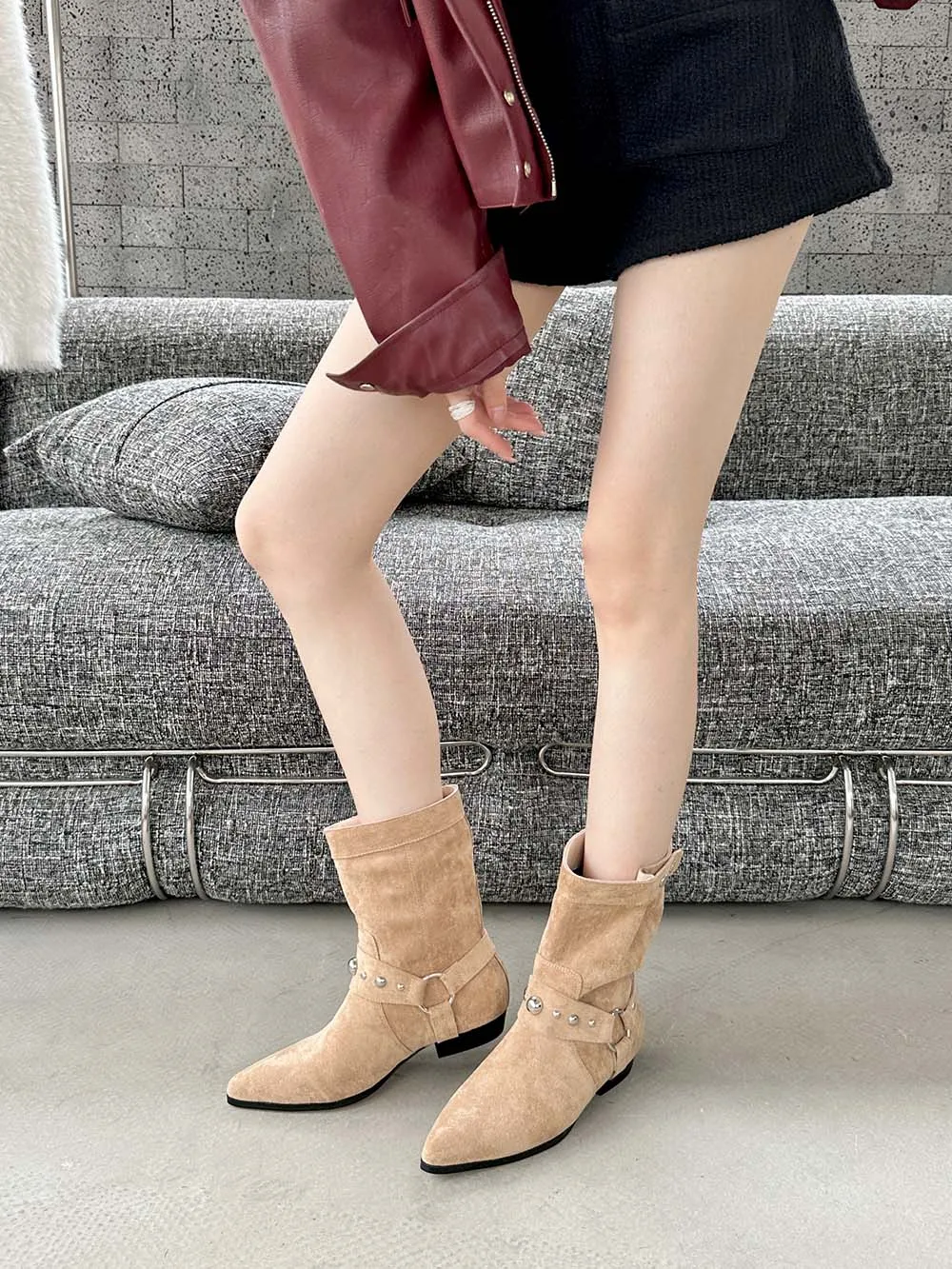 Женские мюли с острым носком желтые зеленые заклепками из флока замша без