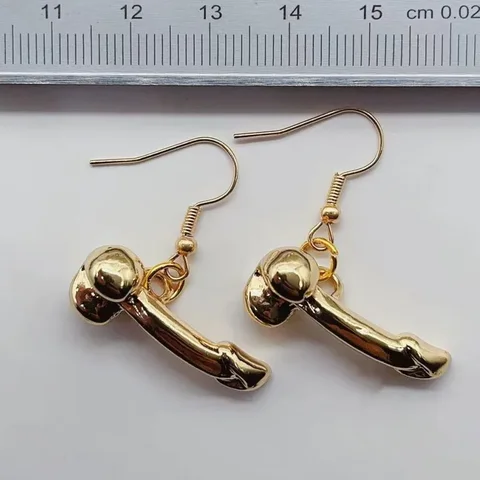 Жүзуге арналған сандықтар мен пенис Жүзуге арналған сандықтар мен пенис