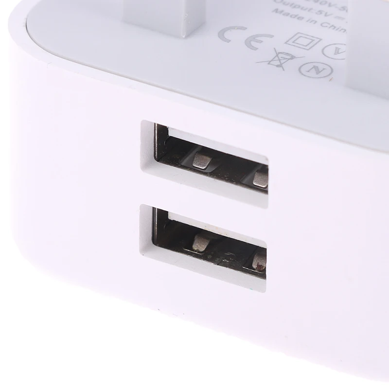 

UK Plug 3 Pin Wall Charger Adapter With 2 USB Ports Charging For iPhone Samsung Xiaomi Charging Charger 110V-240V 50--60Hz 0.35A