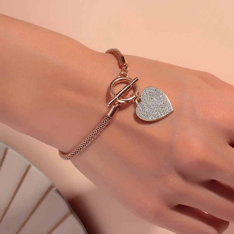 

European and American Exquisite Clear Crystal Love Hearts Bracelets & Bangles Gold Color Punk Women Jewelry Pulseira Feminia