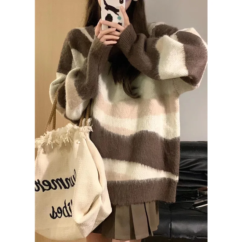 

Женский модный новый стильный коричневый дизайнерский вязаный свитер в полоску с длинными рукавами темпераментная универсальная Удобная ...