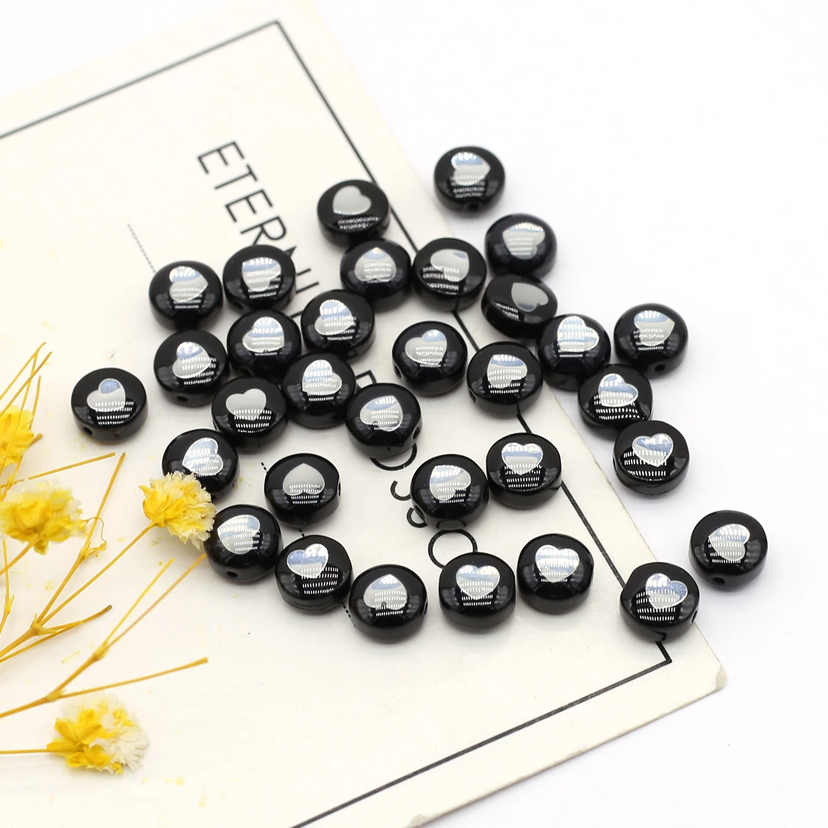 

Wholesale Natural Black Exquisite Round Shell Scattered Beads DIY Women's Fashion Necklace Hand Chain Jewelry Accessories