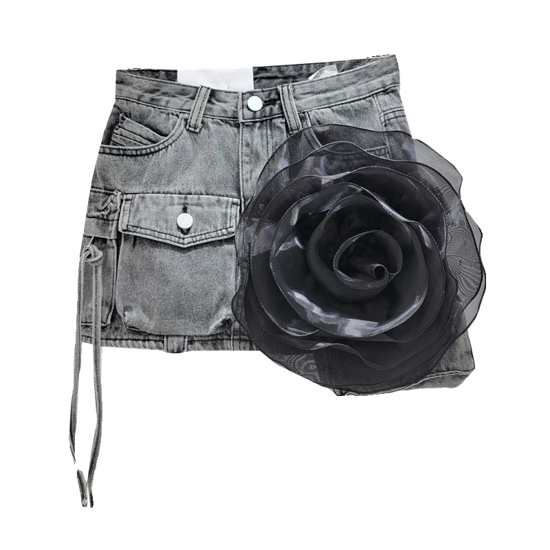 Юбка женская джинсовая трапециевидная с карманами и цветочным принтом