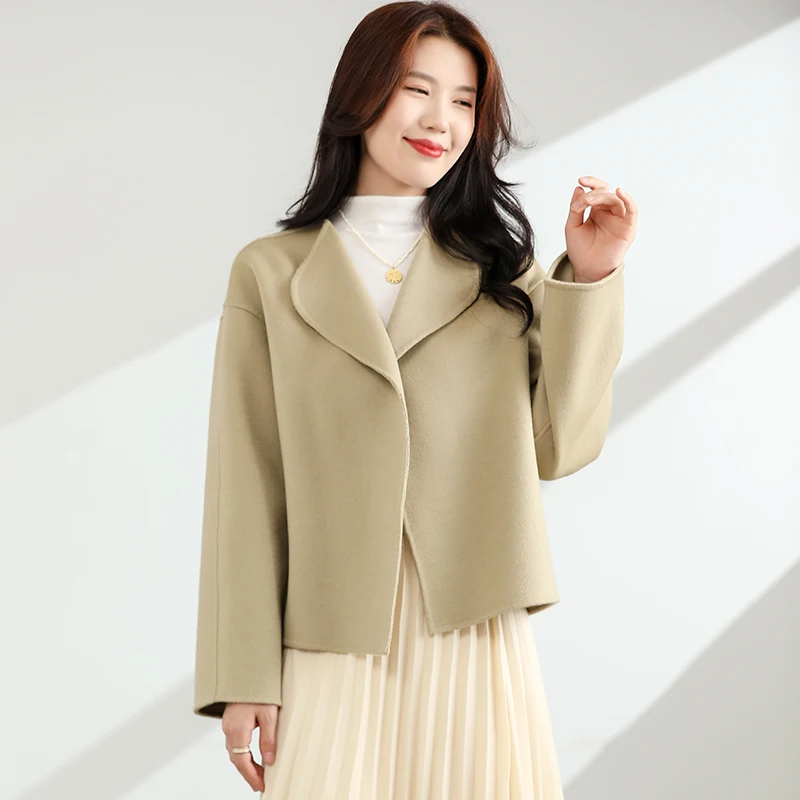 Рисунок 4 - Осенне-зимнее Новое короткое двустороннее