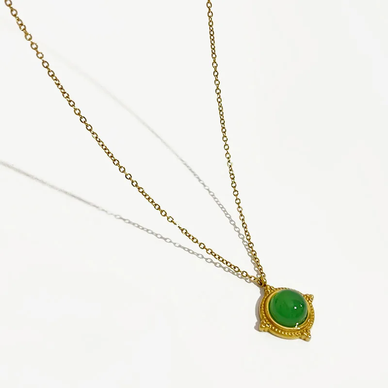

Peri'sBox Dainty Round Green Resin Pendant Necklace Stainless Steel Link Chain Necklaces Women Minimalist Golden Jewelry
