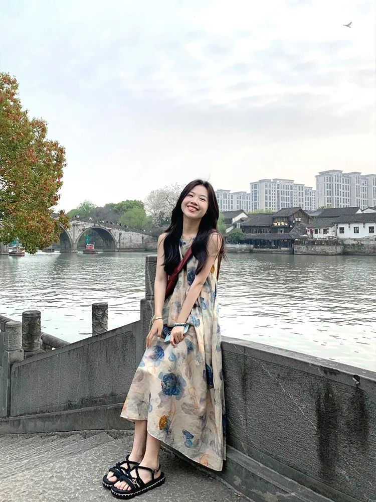 Женское платье-майка в стиле ретро с принтом виде чернил