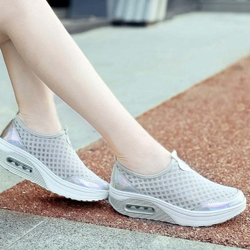 2023 New Summer Korean Air Cushion Mesh Comfortable Women Shoes Breathable  Sports Walking Sneakers Casual Flat Ladies Shoes