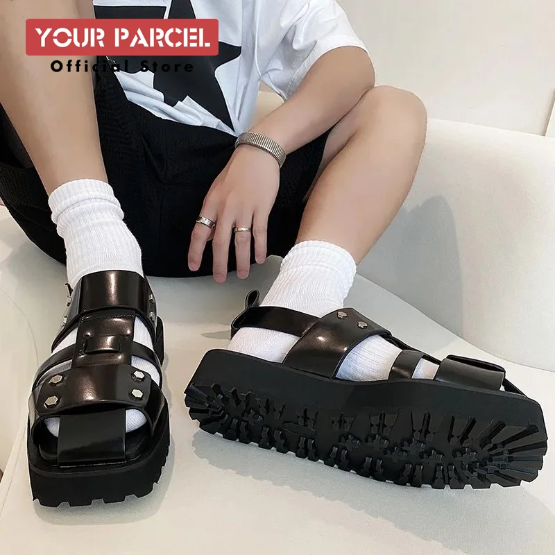 Сандалии с квадратным носком в стиле ретро