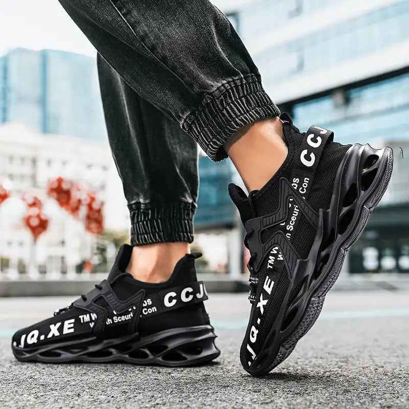 

Sports Shoes Man Chossure Men's Red Sneakers Espadrille Sneakers Sport Man Brand Brand Trainers Mens Running Shoes Light Tennis