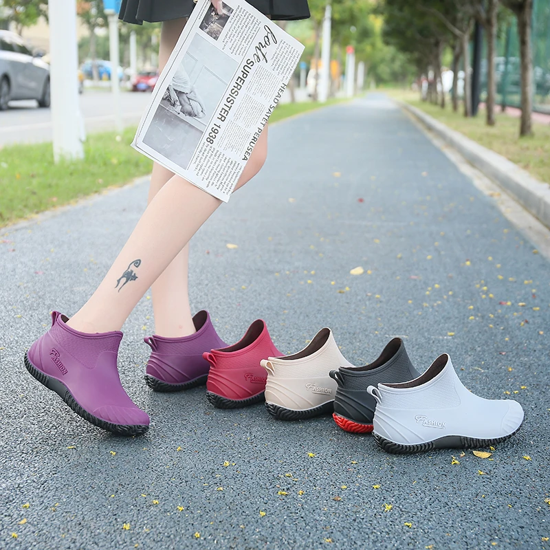 Женские резиновые сапоги