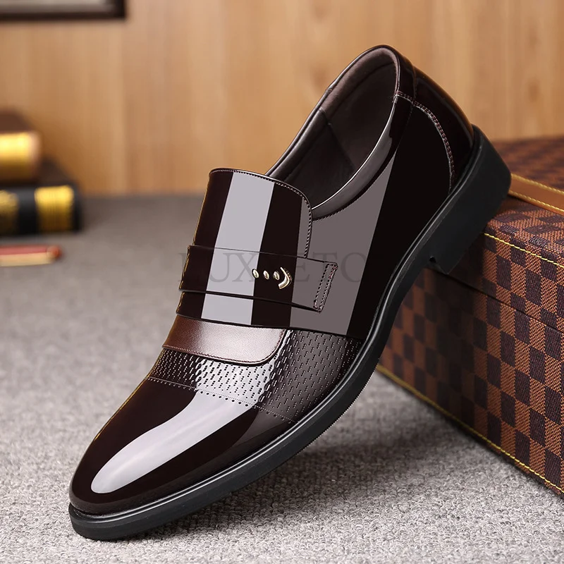 

Men Thick Soled Pointed Business Formal Casual British Breathable Large One Foot Slip on Black Low Heel Leather Fashion Shoes