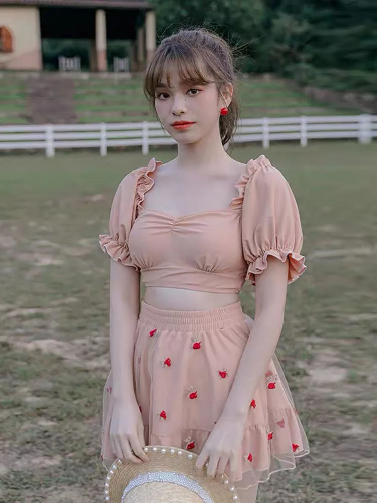 

2022 Swimsuit Women Strawberry Embroidery Swim Sets Cover Belly Split Conservative Students Sunscreen Hot Spring Ruffle Swimwear