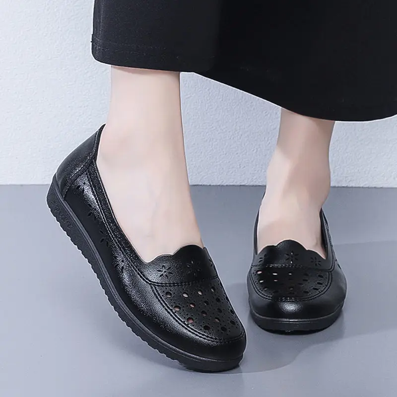 Ladies shoes Women Flats Hollow Spring summer breathable Sandals women leather shoes soft soles comfortable non-slip loafers