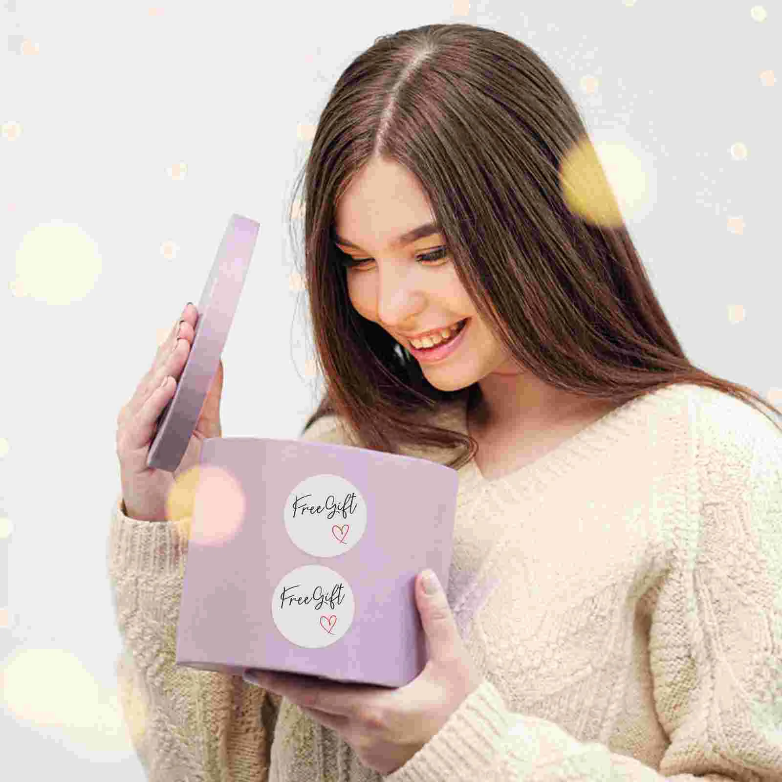 

1 Roll of Small Gift Dot Stickers Circle Label Stickers Sealing Labels Round Stickers