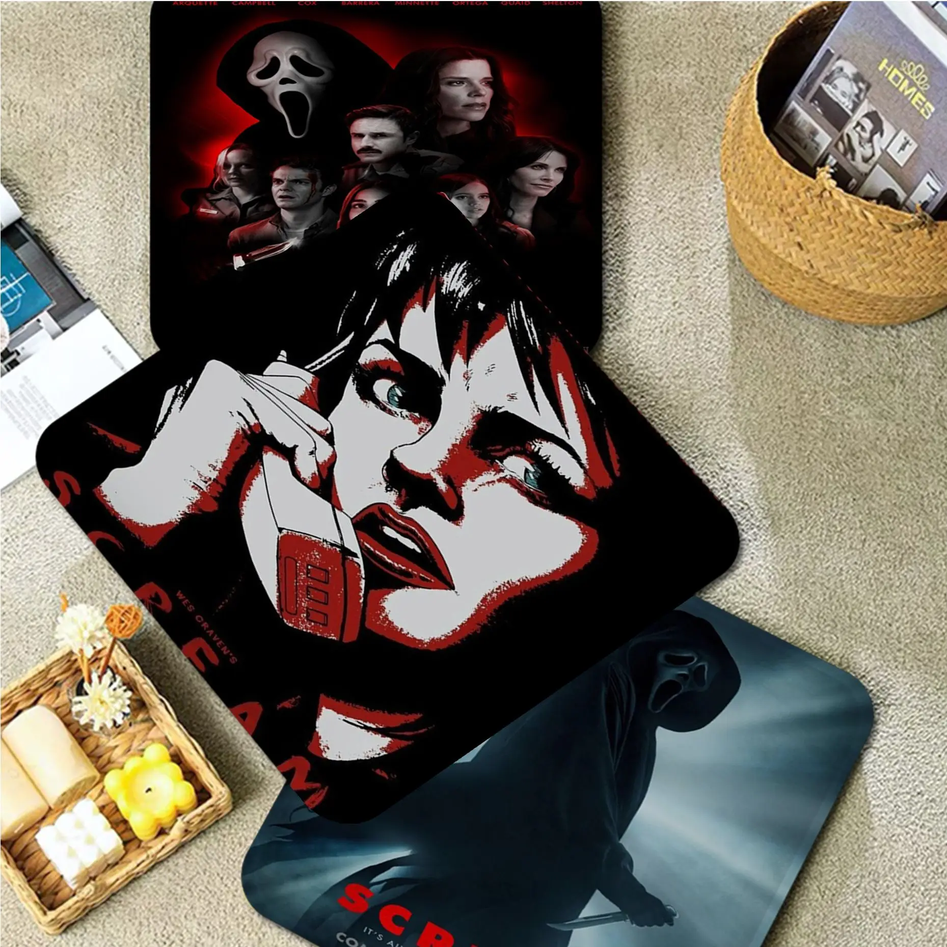 

Scream Decorative Plush Cushion Home Back Cushion Soft Comfortable 50x50cm Sofa Cushion