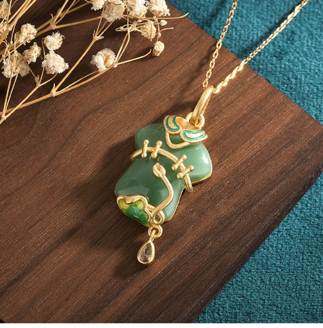 

Vintage Teardrop-shaped Ladies Necklace Metal Cable Chain Set Pears Anniversary Gift