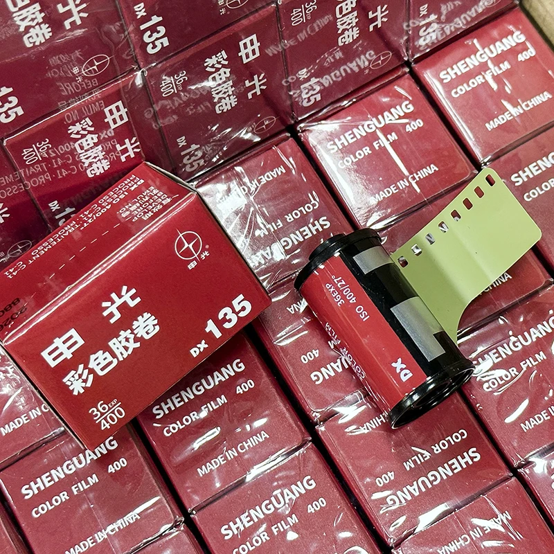 Фото Пленка 35 мм, цвет Shenguang, 135 пленка, портретный пейзаж, Omnibus, 400 градусов, 36 расширите в рулоне на складе (года валичности: 2026.03) №1