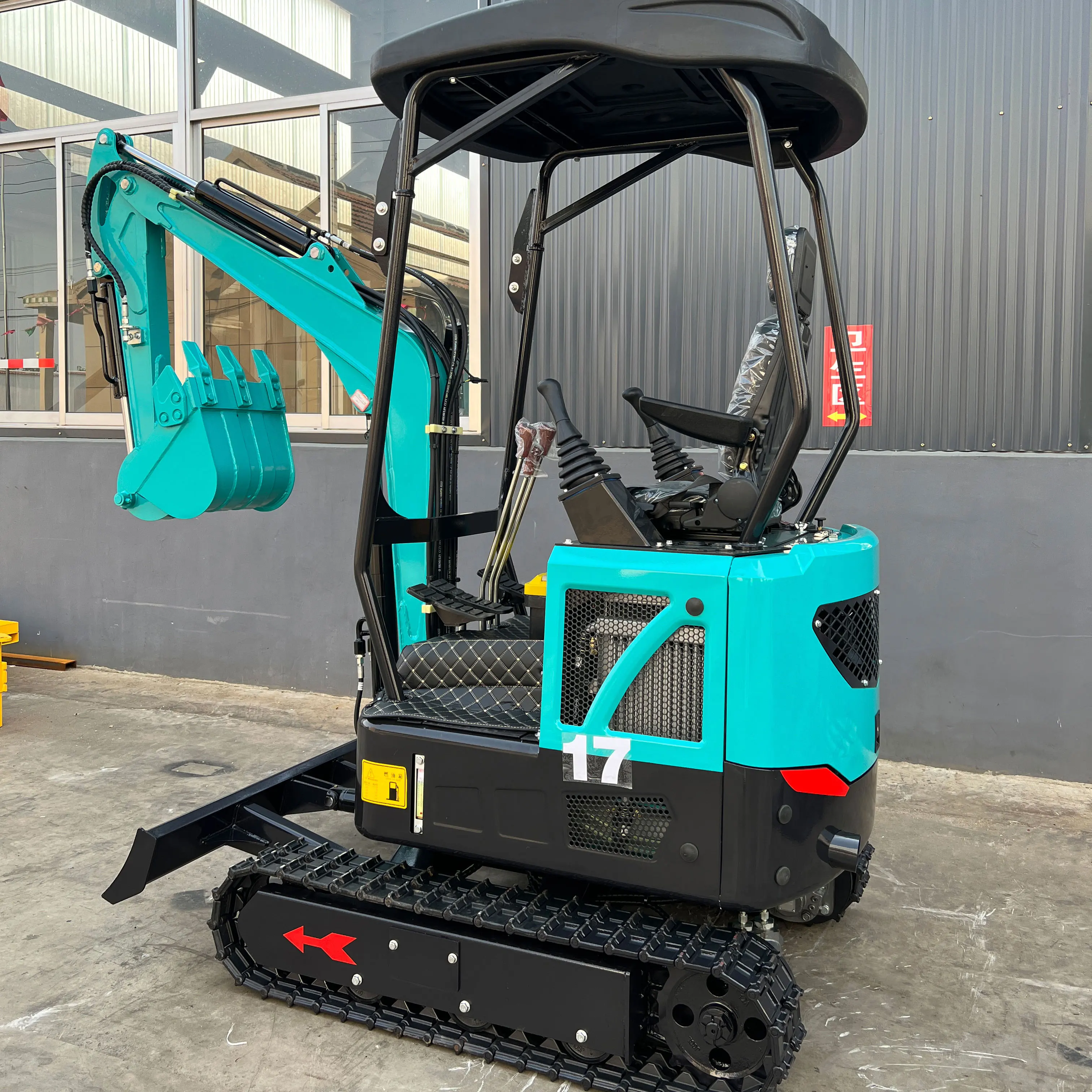 1.7ton Mini Excavator Small Digger 0.8ton 1ton 1.5ton Micro Digging Machine Electric Crawler Hydraulic Excavadora With Attachmen