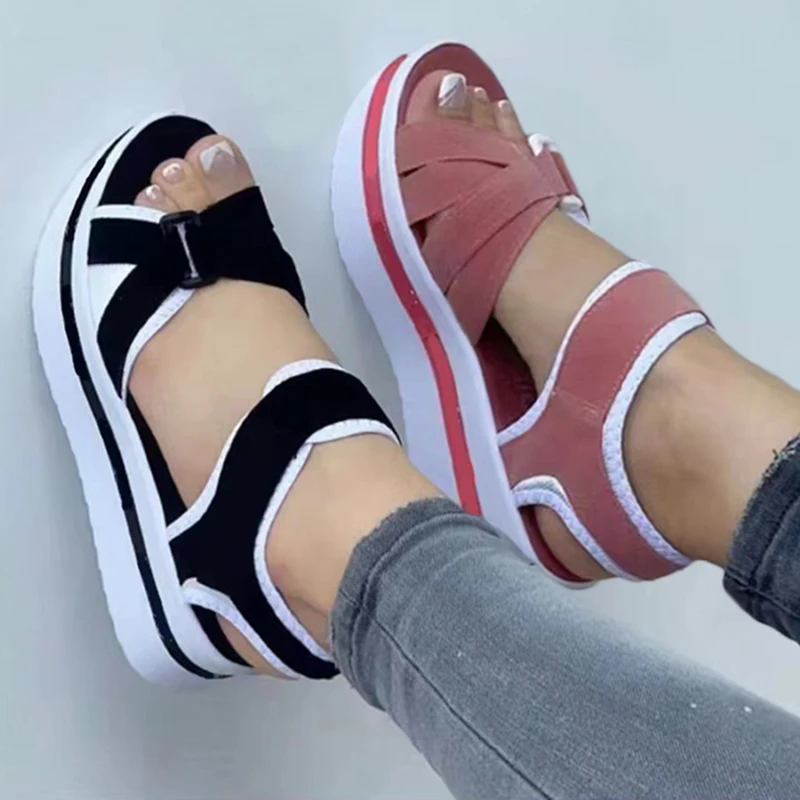 

Сандалии женские с открытым носком, босоножки на танкетке, удобная пикантная обувь с пряжкой, лето 2023