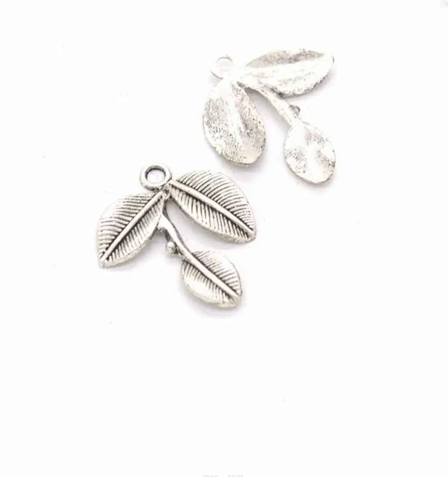 Шармы из цинкового сплава 27*23 мм