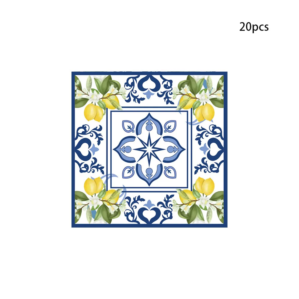 

Одноразовая сине-белая посуда с лимонами