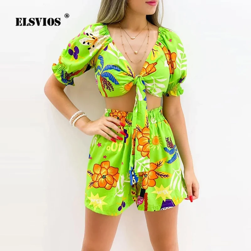 

Летний модный костюм с принтом на шнуровке с коротким рукавом, сексуальные новые шорты, топы с V-образным вырезом, комплекты из 2 предметов для женщин, элегантная Милая одежда