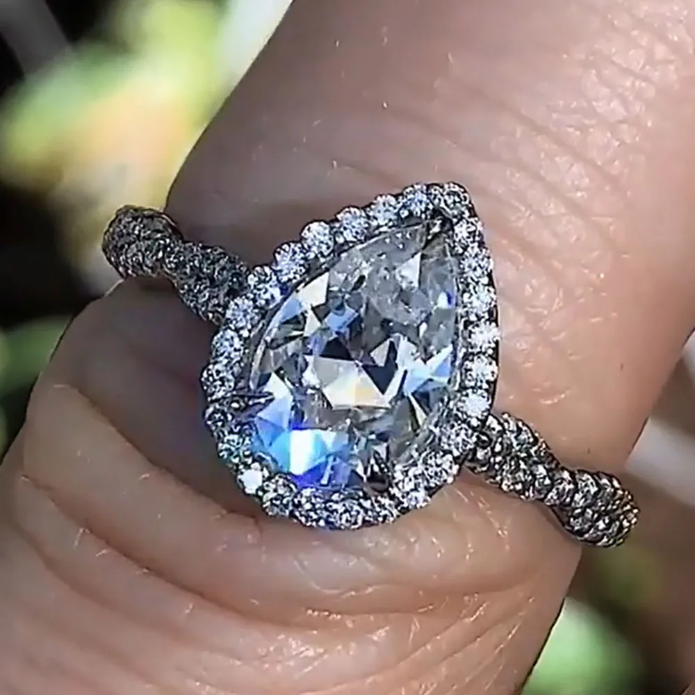 Изготовленное на заказ твердое белое золото 18 карат женское обручальное кольцо